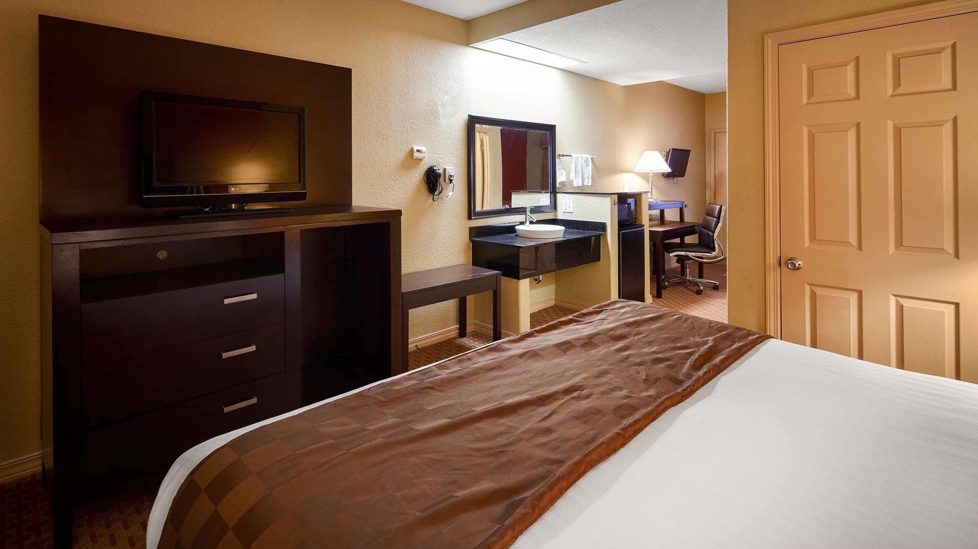 Best Western Airport Inn Monroe Exteriör bild