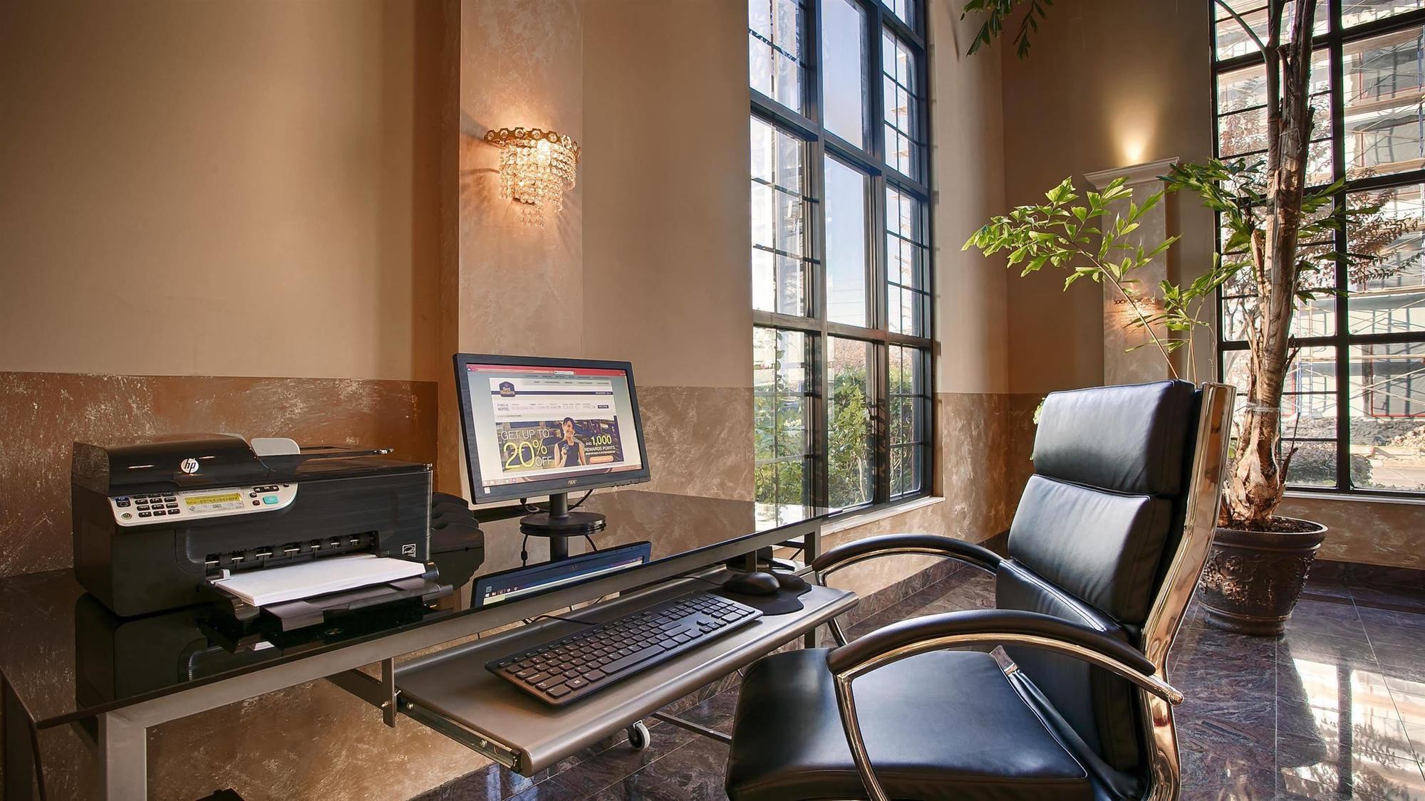 Best Western Airport Inn Monroe Exteriör bild